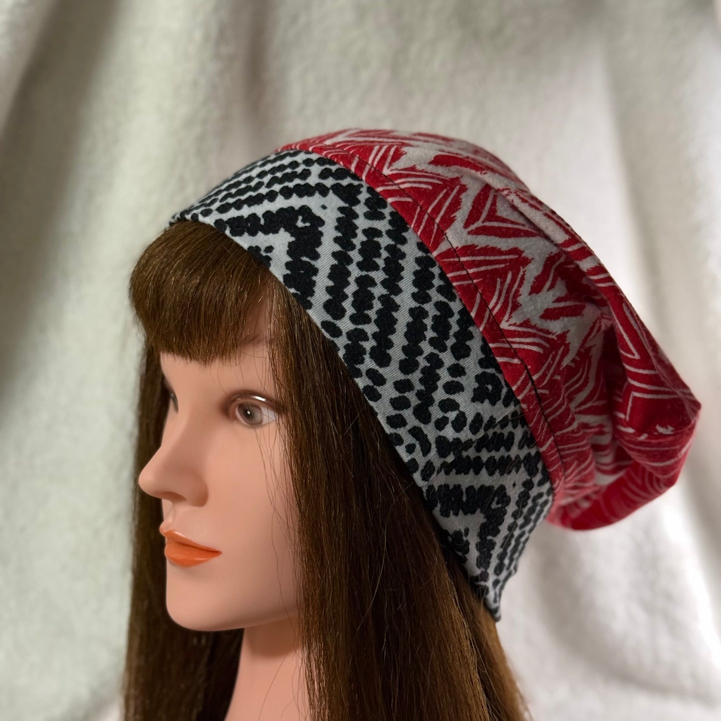 Black & Red Geometric Lightweight Slouch Beanie – Upcycled Everyday Hat