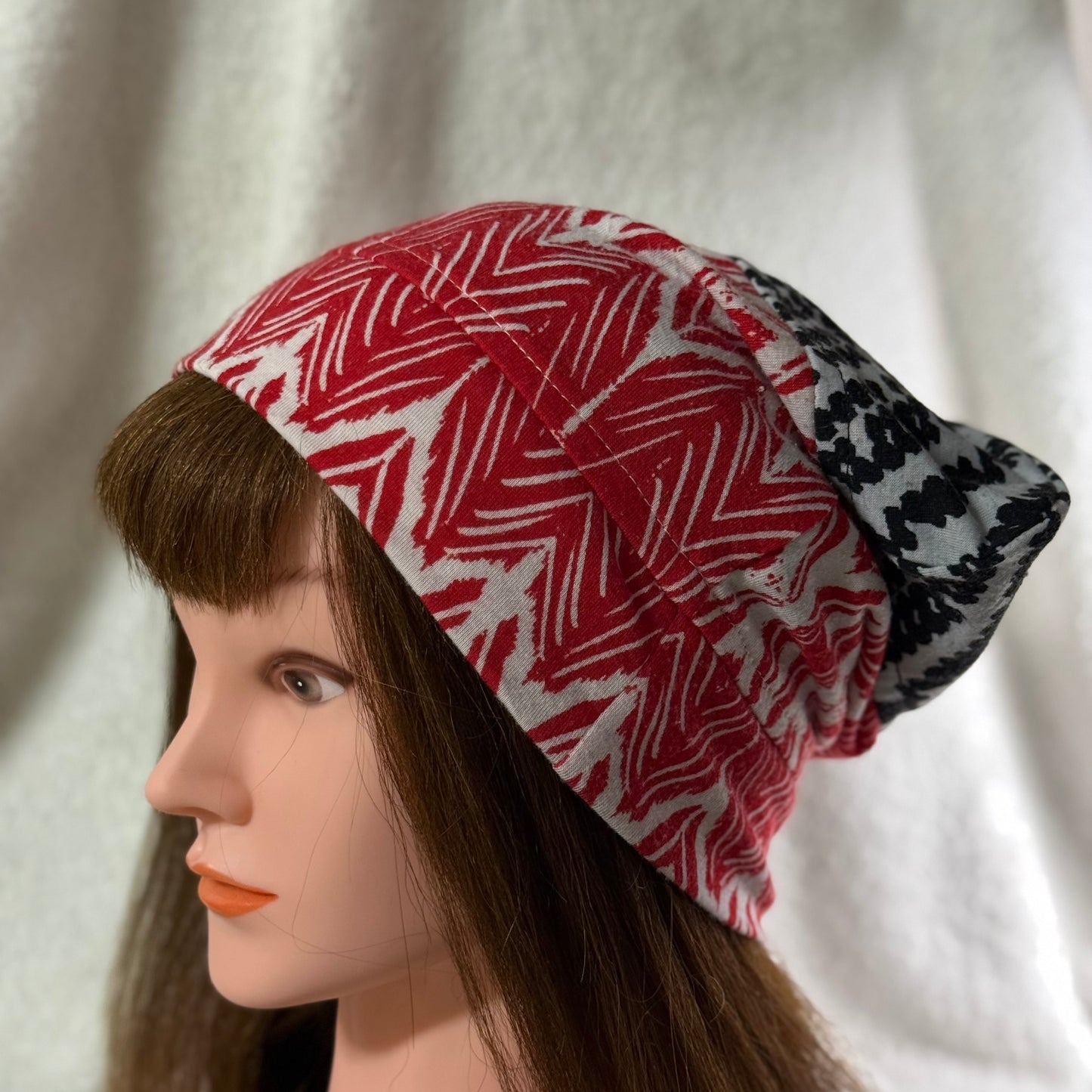 Black & Red Geometric Lightweight Slouch Beanie – Upcycled Everyday Hat
