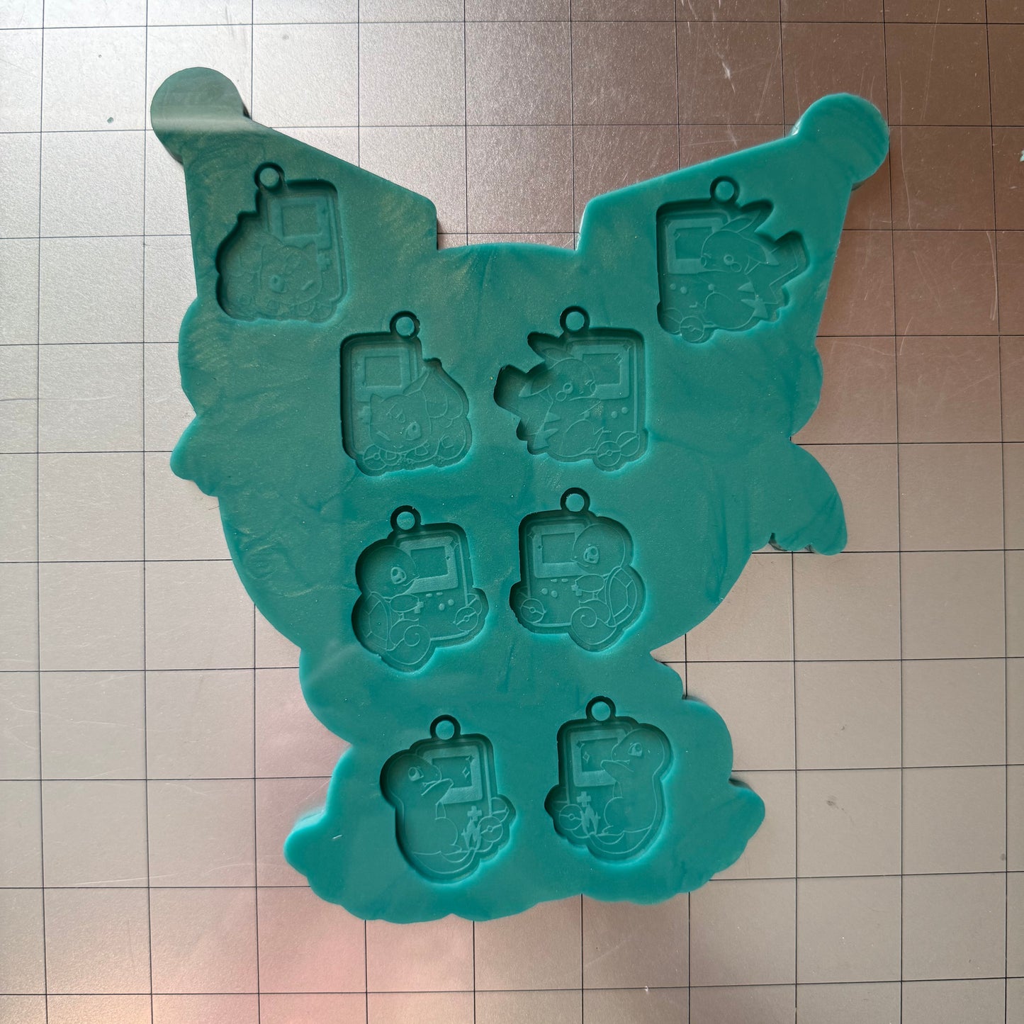 PokeGame Earrings Palette Mold