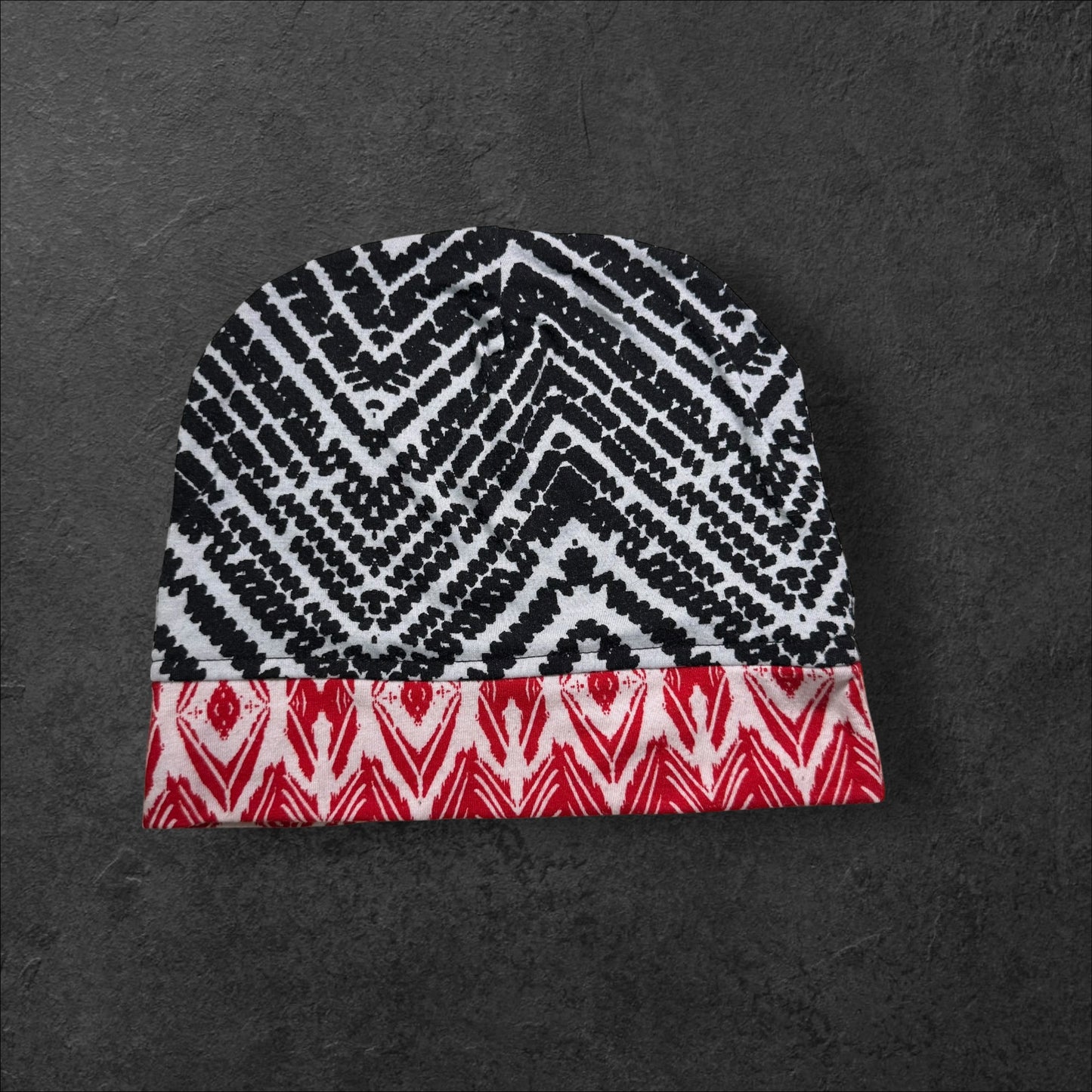 Black & Red Geometric Lightweight Slouch Beanie – Upcycled Everyday Hat