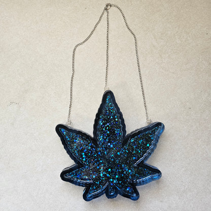 Resin Potleaf Wall Hanging