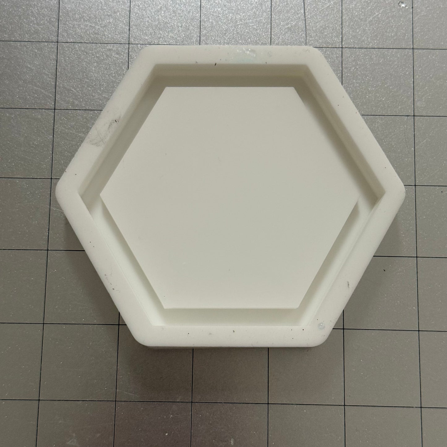 Destash Hexagon Coaster w/lip Mold - used