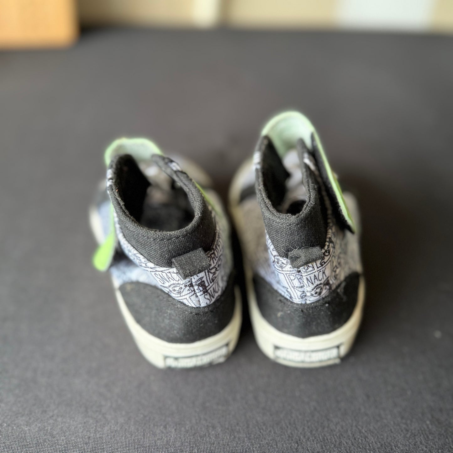 Baby Yoda Kids Shoes Play Condition
