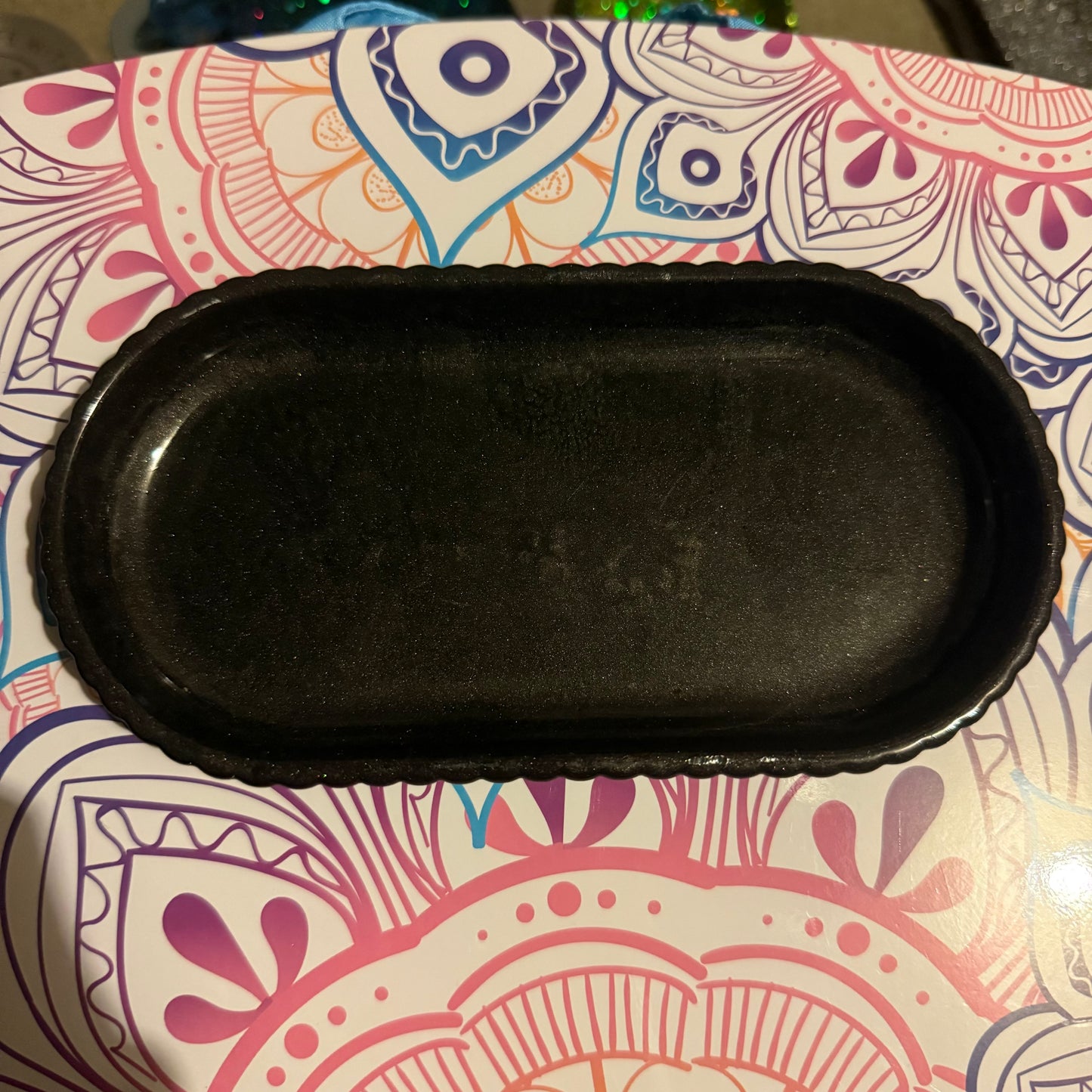 Scalloped Resin Tray