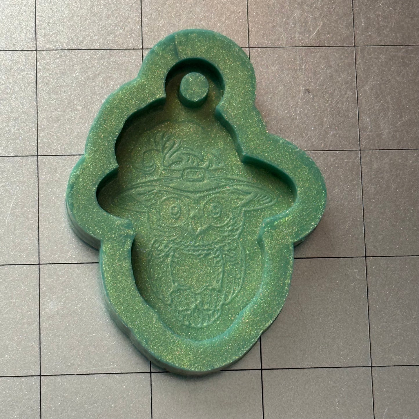 Witchy Owl Keychain Mold