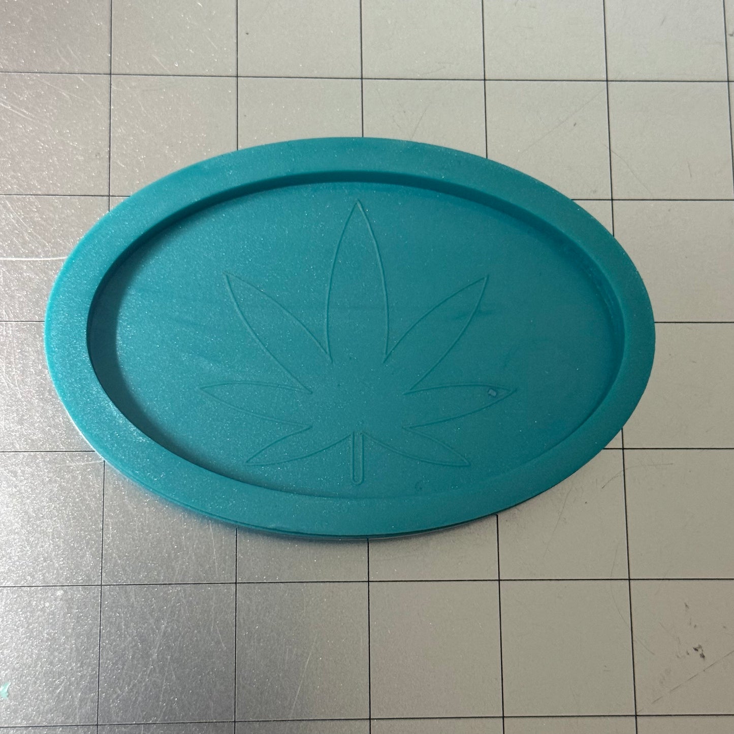 Weed Leaf Flat Mold